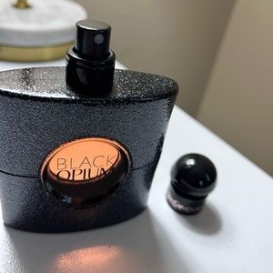 Black Opium Eau de Partum